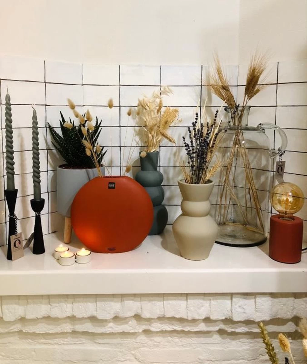 Gusta - Vaas - Beige - Bloemenvaas - ø13,6x22,9cm 4 Gusta - Vaas - Beige - Bloemenvaas - ø13,6x22,9cm - Afbeelding 2