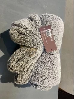 Gusta - Plaid - Grijs - Sherpa Fleece - 150x200cm 7 Gusta - Plaid - Grijs - Sherpa Fleece - 150x200cm -Gusta® 903x1200